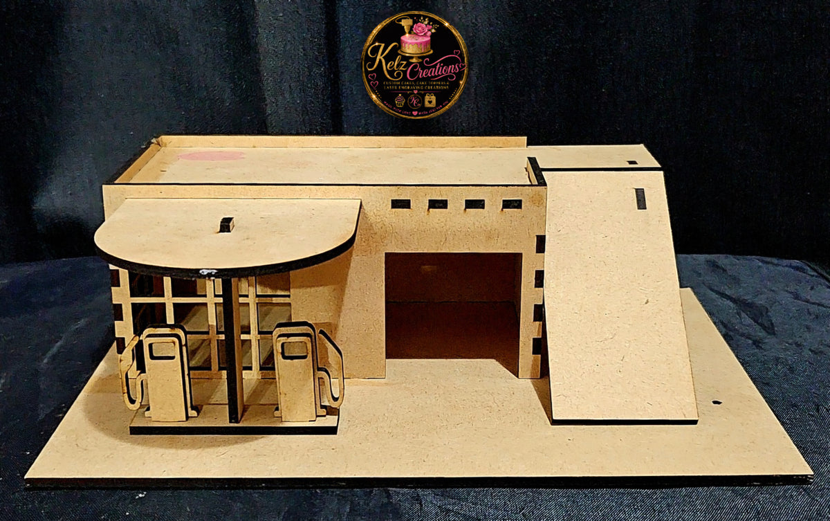 Two storey car garage toy