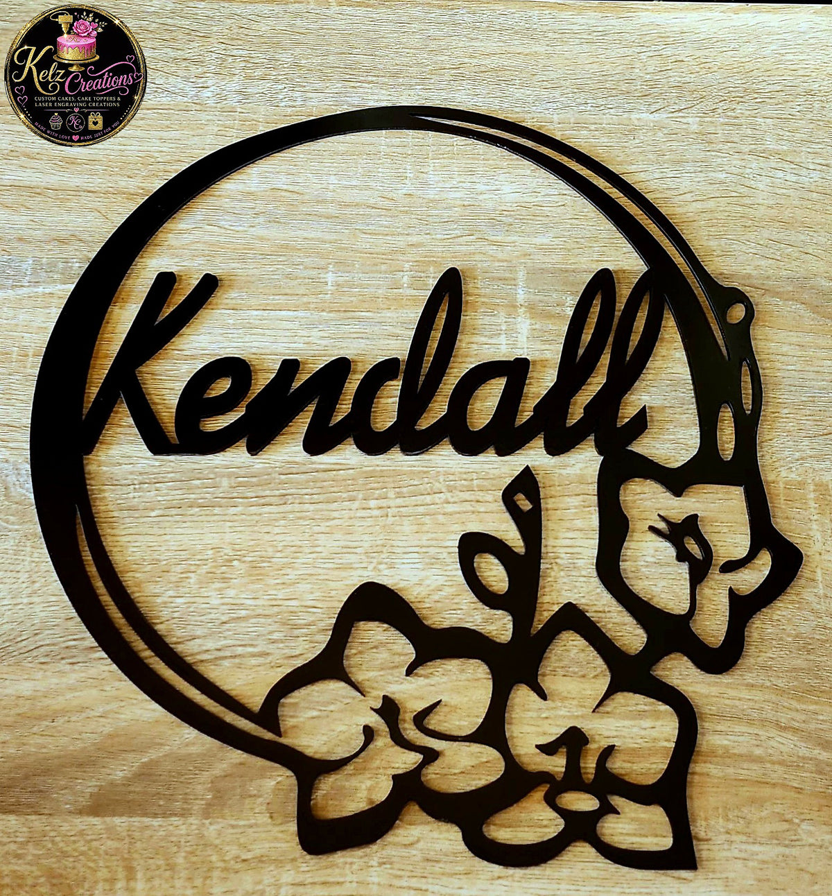 Single layer name wall piece